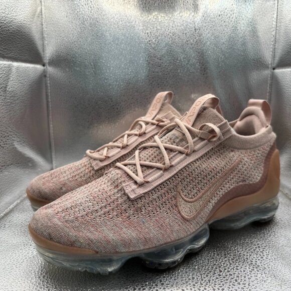 Size 12 Nike Air Vapormax Fly Knit Womens Pink Athletic Running Shoes DJ9975-600 - Picture 7 of 12